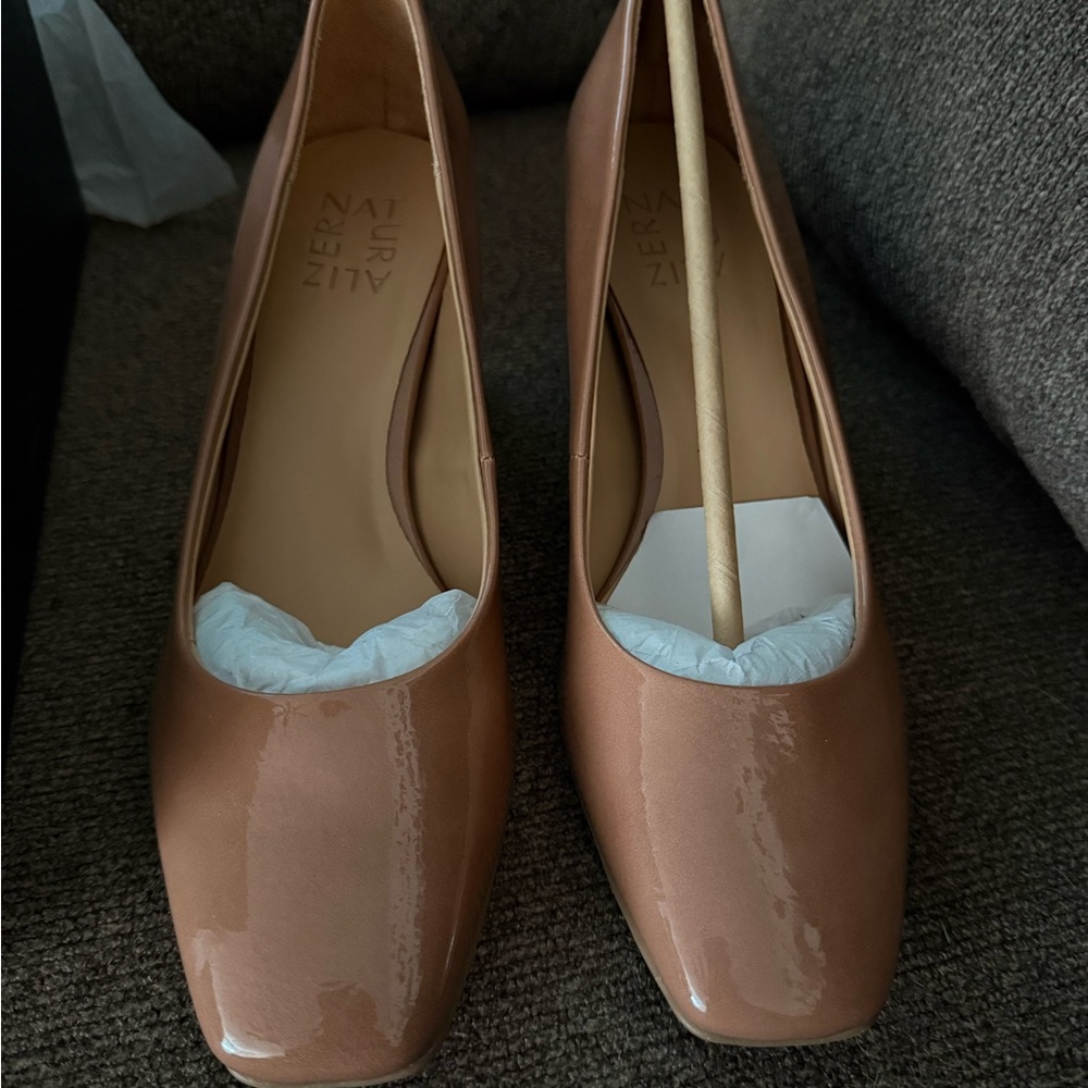 Naturalizer Hazelnut Patent Heels